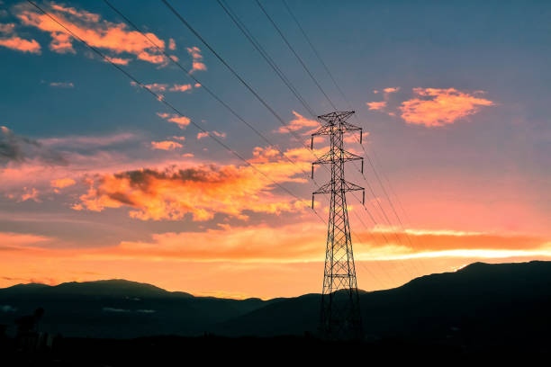 Difríochtaí idir Túr Laitíse agus Monopole