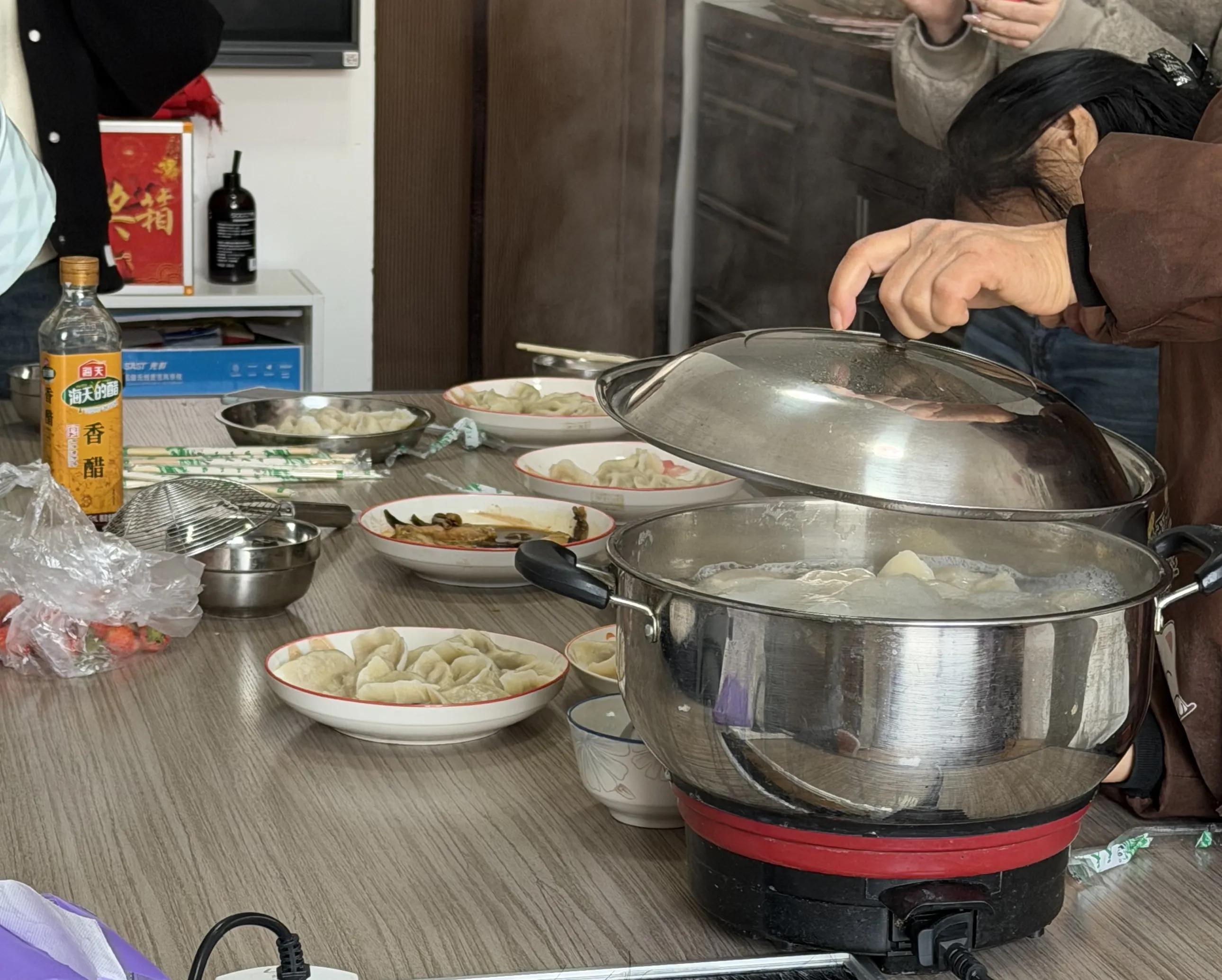 Guím gach rath ar Maotong agus ar gach duine againn